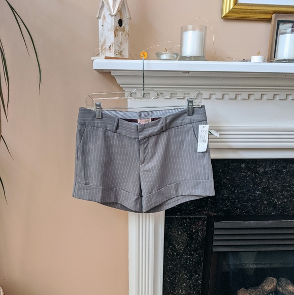 Paypya pinstripe shorts - Picture 2 of 4